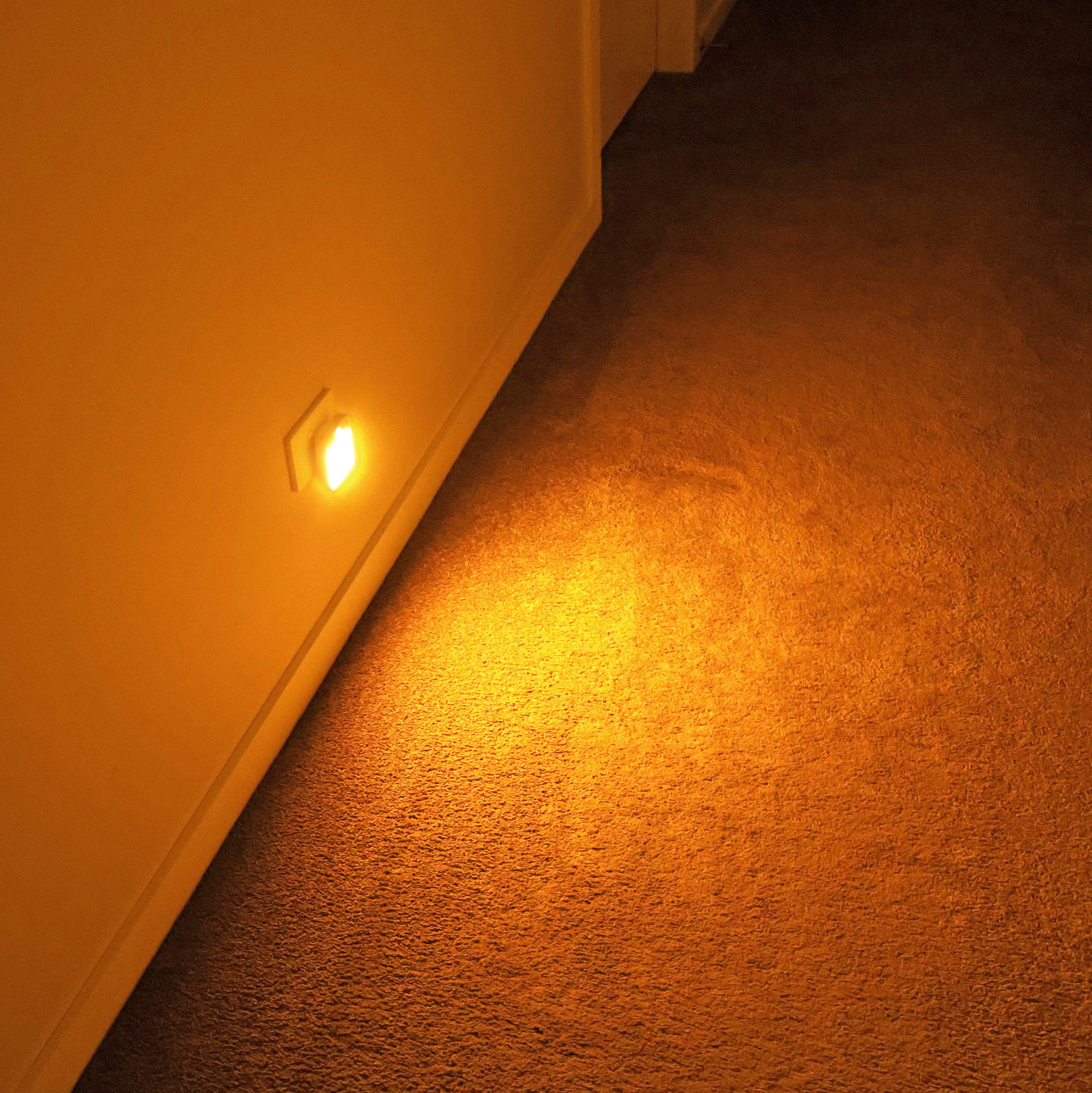 NoBlue Deluxe Plugin Amber Night Light - Image 5
